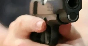 ABD-deki-niversitede-silahl-sald-r-En-az-2-l-8-a-r-yaral