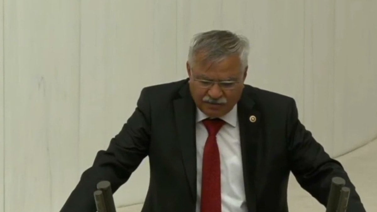 AKP-li-vekil-hayretler-i-erisinde-kald