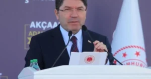 Adalet-Bakan-Tun-tan-17-25-Aral-k-mesaj