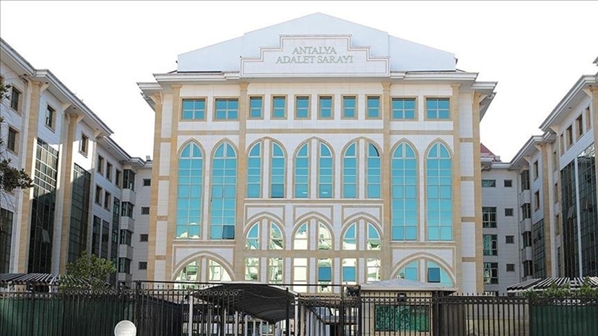 Antalya-B-y-k-ehir-Belediyesine-y-nelik-soru-turmada-Muhitti