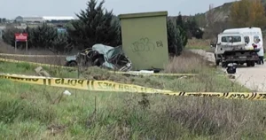 B-y-k-ekmece-de-gece-ya-anan-kaza-g-nd-z-fark-edildi-2-l