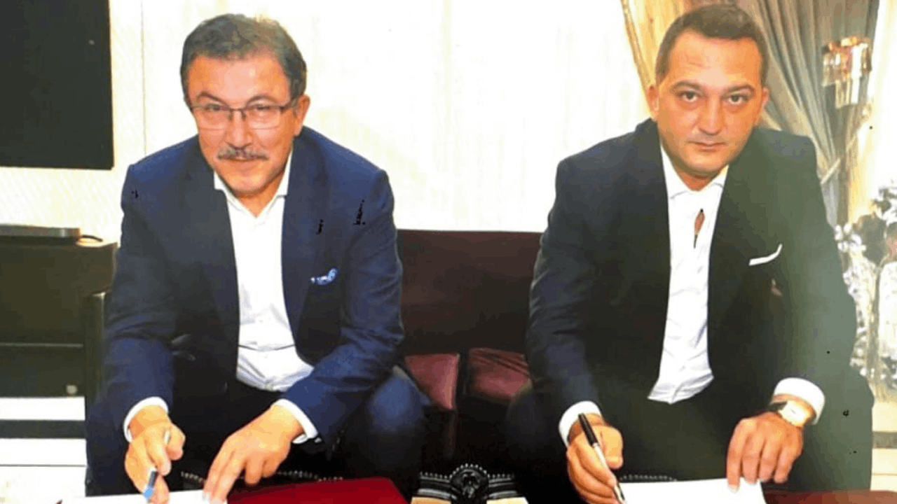 BB-ddianmesindeki-kasa-AKP-li-Belediye-arts-z-camii-ba-lam