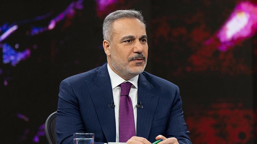 Bakan-Fidan-Suriye-de-geri-d-nenlerin-ya-am-n-ve-temel-hizme