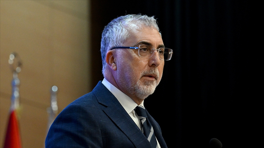 Bakan-I-khan-dan-Asgari-cret-Tespit-Komisyonu-nun-ikinci-top