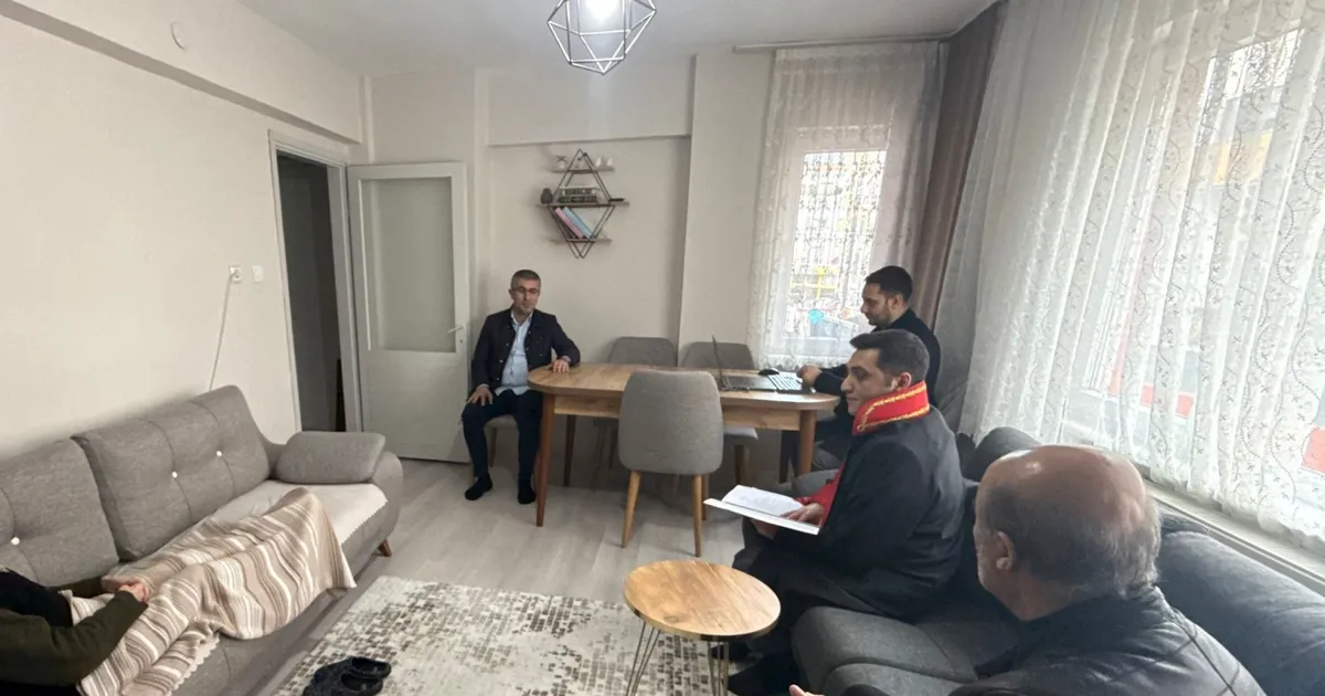 Bursa-da-rnek-karar-Mahkeme-duru-mas-hastan-n-evinde-yap-ld