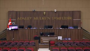 Cumhuriyet-Savc-s-Ercan-Kayhan-b-aklayarak-ld-ren-san-k-haki