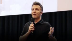 Mehmet-Akif-Ersoy-dosyas-nda-bir-spikerin-ifadesi-Dolarlar-r