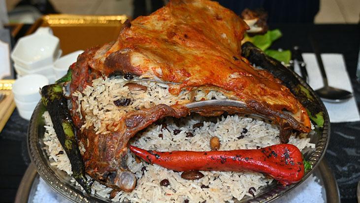 Okulda-yemek-yar-mas-Siirt-te-veliler-mutfa-a-girdi-yerli-le