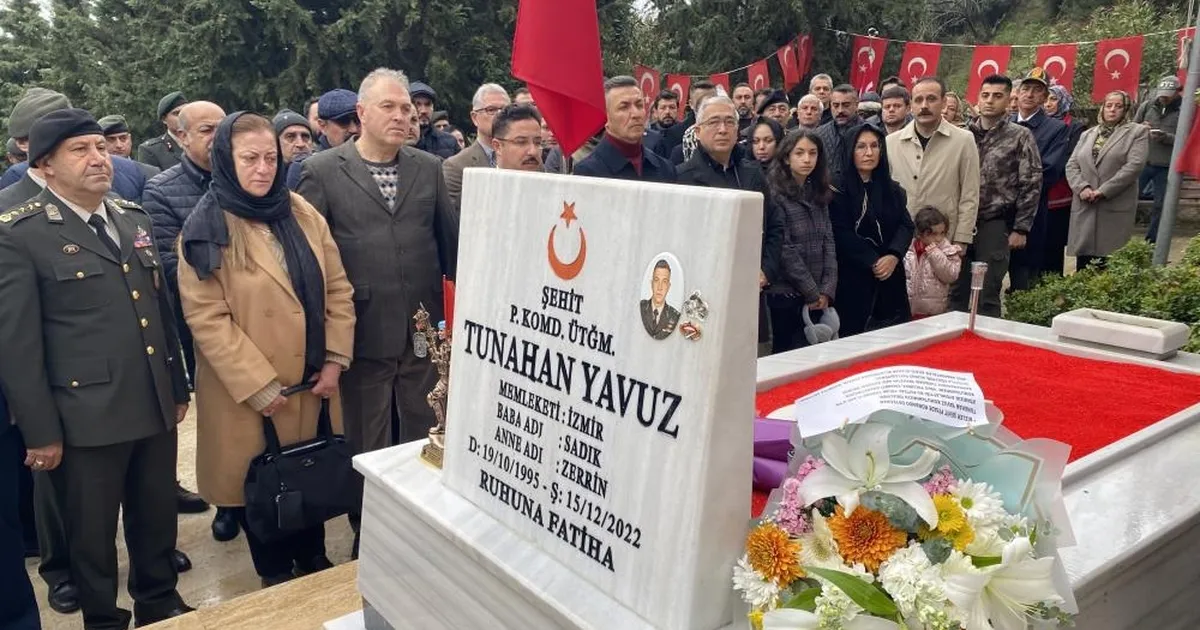 Pen-e-Kilit-kahraman-ehit-ste-men-ehadetinin-3-y-l-nda-an-ld