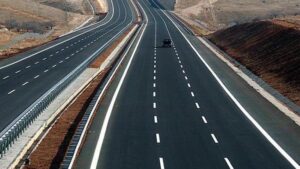 S-r-c-ler-dikkat-T-rkiye-genelinde-kritik-yol-uyar-s-Baz-eri