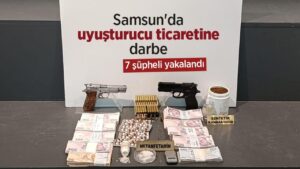 Samsun-da-uyu-turucu-ticaretine-darbe-7-pheli-yakaland