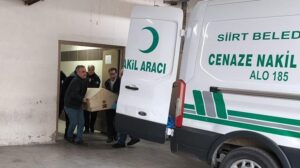 Siirt-te-pheli-l-m-2-ocuk-annesi-kad-n-evinde-b-aklanarak-ld