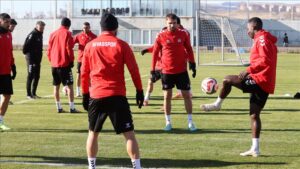 Sivasspor-I-d-r-FK-ma-nda-3-puan-hedefliyor