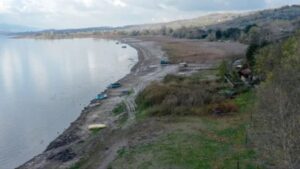 Sular-ekildi-ki-ehrin-can-damar-can-eki-iyor