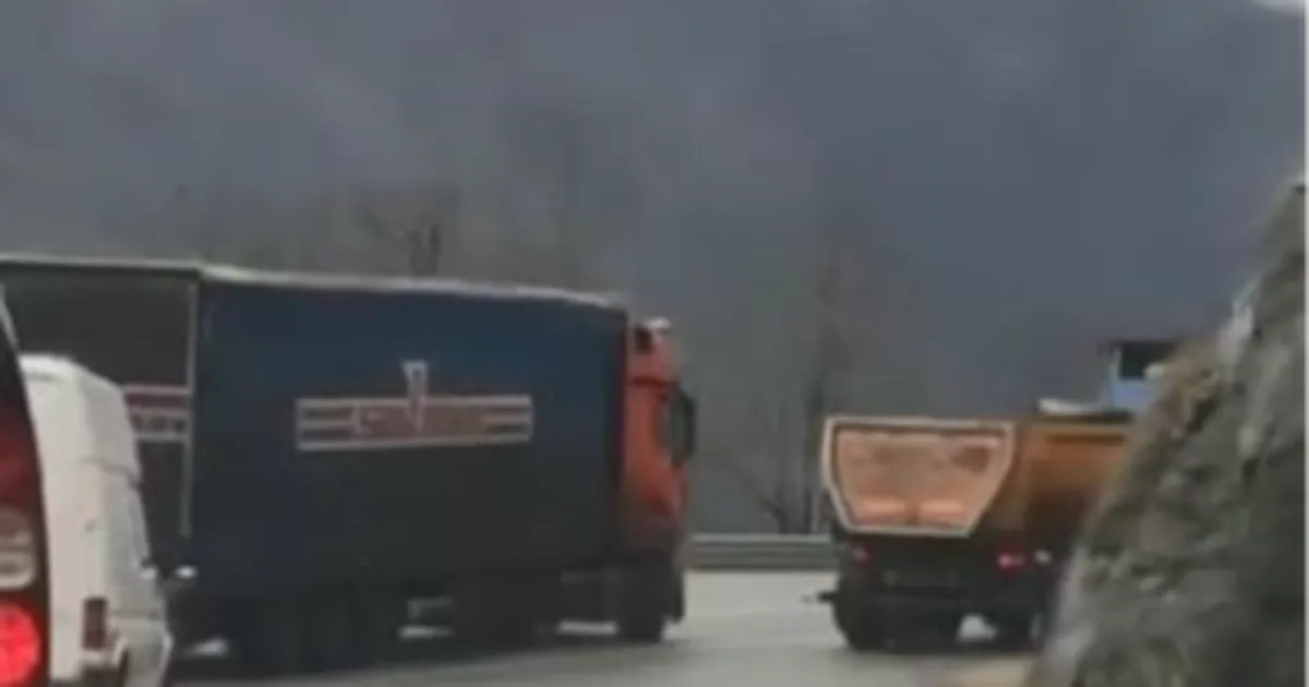 T-r-of-r-n-n-virajda-5-arac-sollamas-faciaya-davetiye-kard