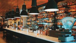 Arabica Coffee House, erişilebilirlik odaklı bir işbirliğiyle görme en