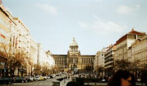 Başkentte Güzel Sanatlar Genel Müdürlüğünün 90. Yıl Anısına Sergi ve