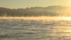 stanbul-Bo-az-nda-kaydedildi-Denizden-buhar-y-kseldi