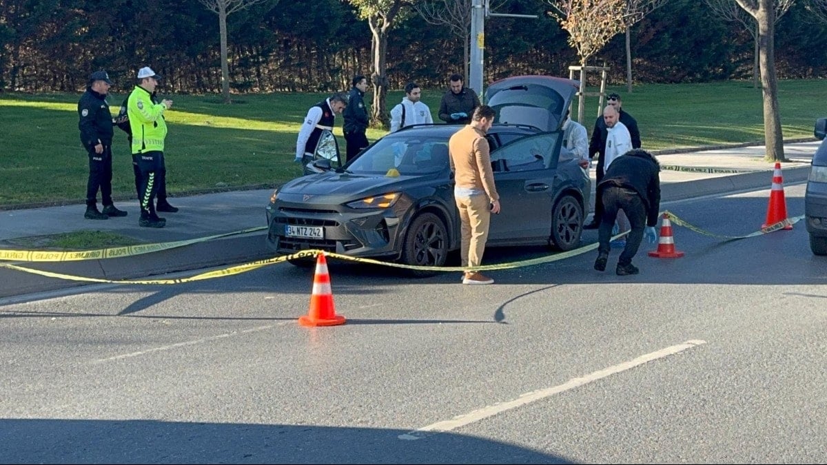 stanbul-un-g-be-inde-kanl-infaz-Otomobilin-i-inde-ld-r-ld