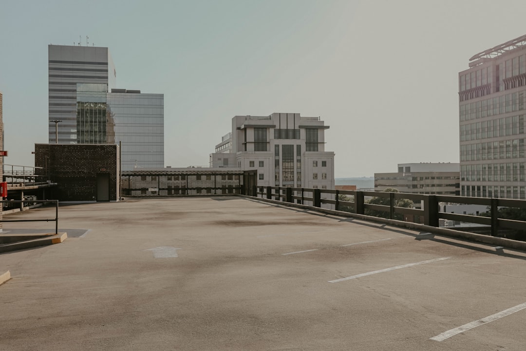 Uzak Şehir 44. Bölüm Neden Yok?