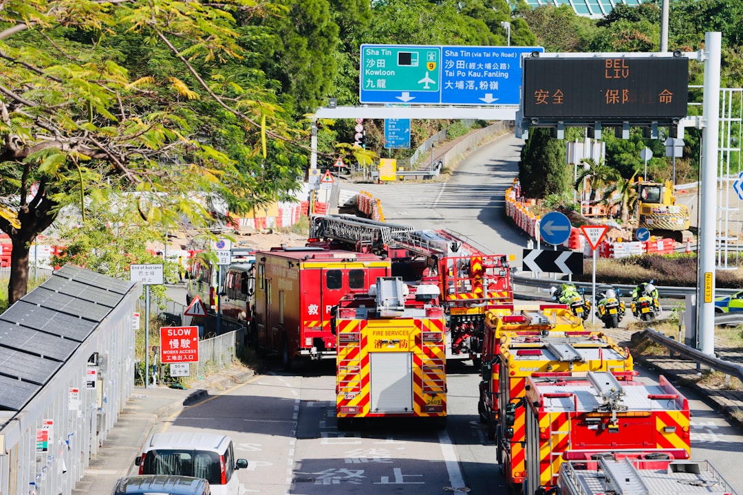 Başakşehir'de 3 İETT Otobüsü Çarpışması: 5 Kişi Yaralandı