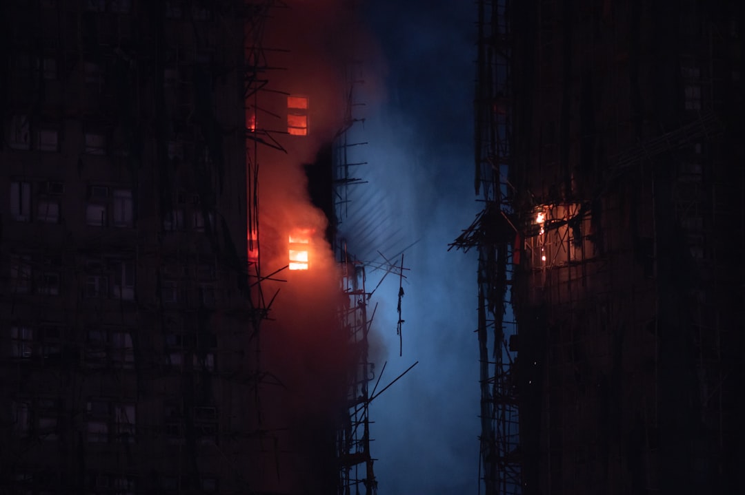 İsviçre'de Yangın Olayı: İşletmecilere Yönelik Soruşturma Başlatıldı