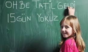 Numan Kurtulmuş’tan Gençlere Mesaj: “Azminiz ve Kararlılığınız En Büyük Umudumuz”