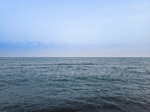 Kuzey Ege'de Deniz Ulaşımına Fırtına Engeli