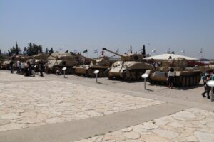 Suriye Ordusu Fırat Nehri'nin Batısındaki Sivillerin Tahliyesi için