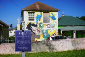 Trump'ın Karayipler'deki Askeri Yığınağı İran'daki Seçenekleri Sınır