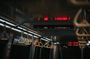 Esenler'de Metro Raydan Çıktı: Ulaşım Aksayacak