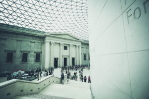 İngiltere'deki British Museum, Antik Orta Doğu Sergilerinde "Filisti