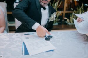 Louvre Müzesi'nin Müdürü İstifa Etti