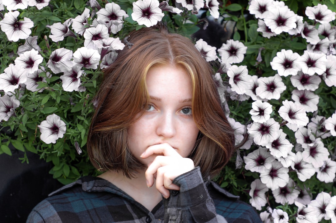 15 Yaş Altı Sanal Medya Yasağı: Neden Alındı?