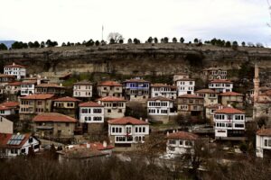 Ankara'da Kara Havacılık Komutanlığına ait helikopter kaza kırıma uğra