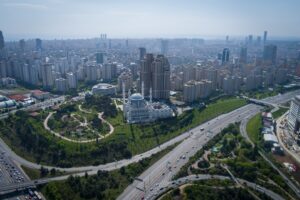 Ataşehir Belediye Başkanı Onursal Adıgüzel Görevden Uzaklaştırıldı