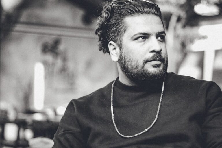 Ferdi Atuner Kimdir? Usta Sanatçı Ferdi Atuner Hayatını Kaybetti