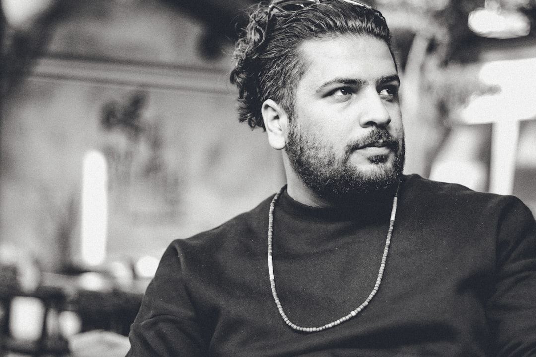 Ferdi Atuner Kimdir? Usta Sanatçı Ferdi Atuner Hayatını Kaybetti