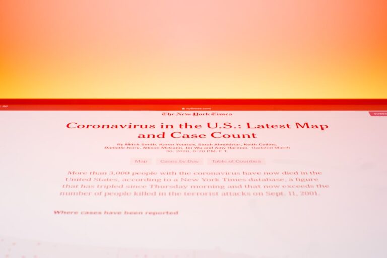 İstanbul'daki Huzurevi Sakinleri Kars'taki Köy Okulu Öğrencileriyle