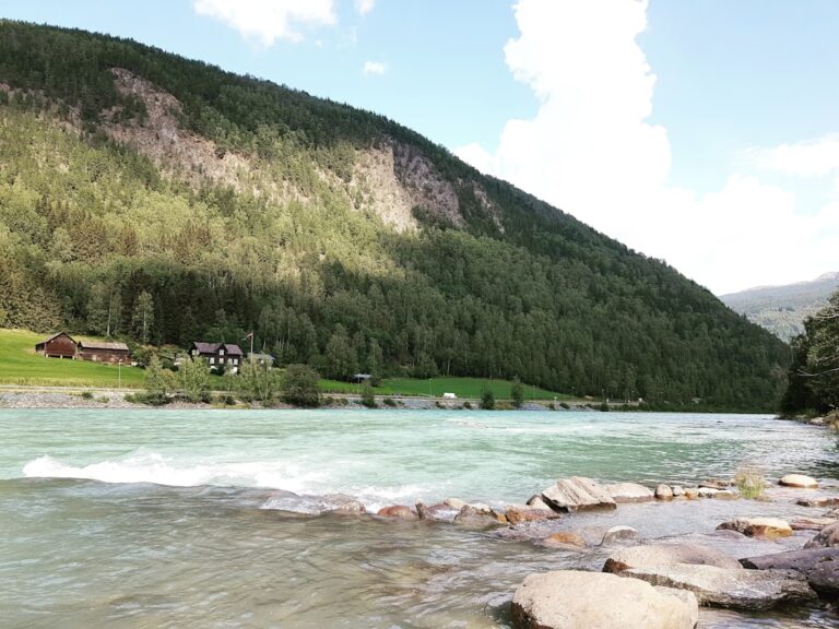 Kazakistan'da Aral Gölü'nden Yayılan Tuz ve Kimyasal Maddeler