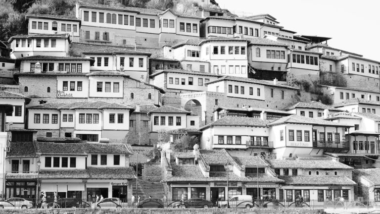 Kerkük Valisi Ağa'dan "Kardeşlik" Mesajı